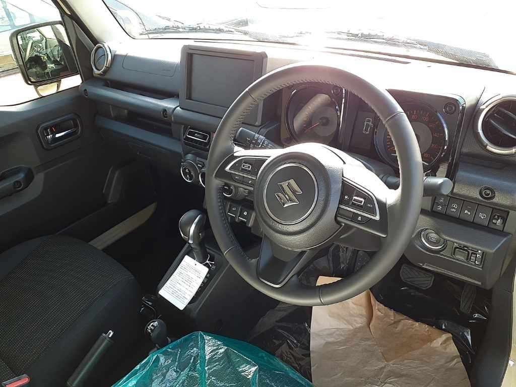SUZUKI JIMNY NOMADE, 2025